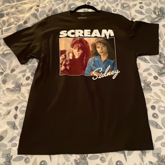 NWT OFFICIALLY LICENSED Scream Sidney T-Shirt Graphic Tee Top Ghost Face Horror - Picture 1 of 5
